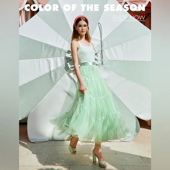 Alice + Olivia Chara Scoop Neck Green Tulle Midi Dress - Picture 4 of 16